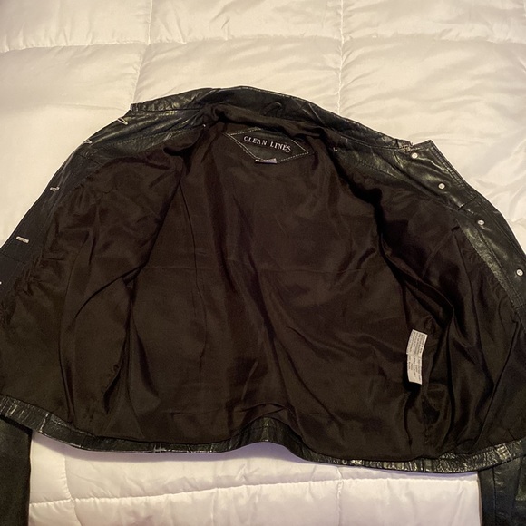 Black leather short jacket - Picture 4 of 6
